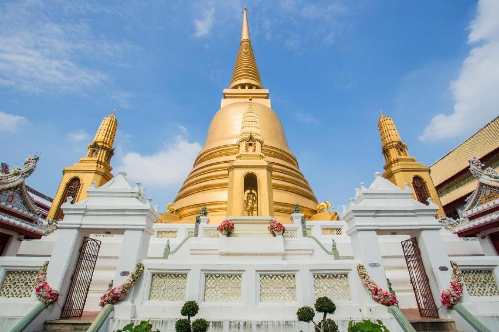 Khách sạn Alameda 3*